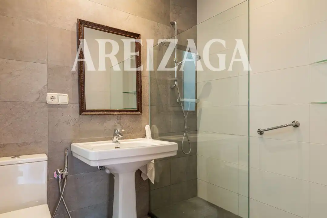 Badezimmer von Wohnung zum Verkauf in Centro 