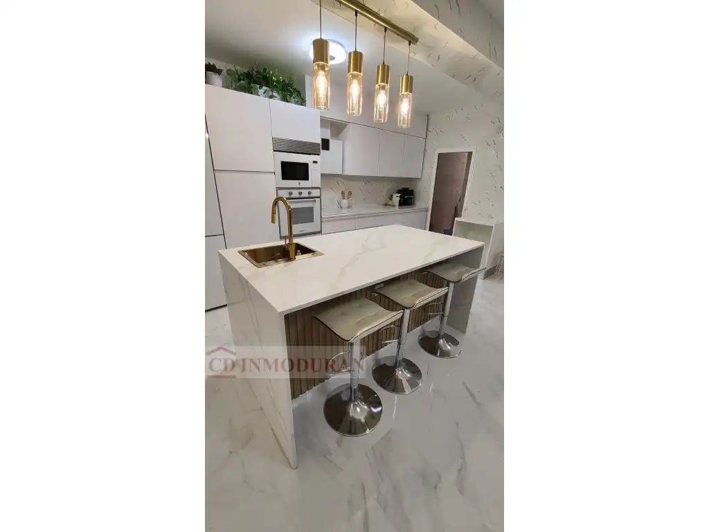 Flat with lift for sale in Plaza Estella