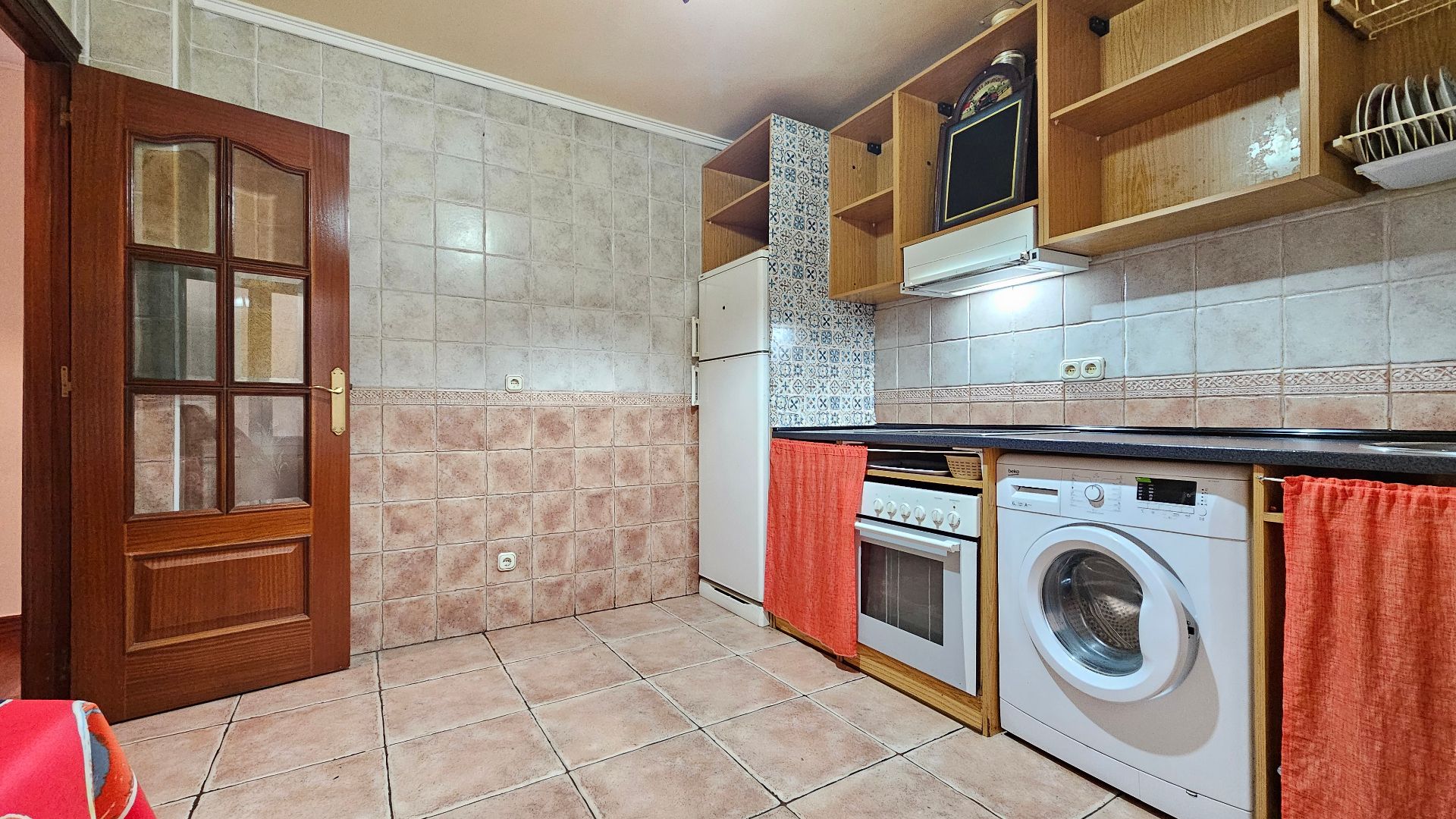 Kitchen of Flat for sale in Vitoria - Gasteiz  with Heating, Parquet flooring and Furnished