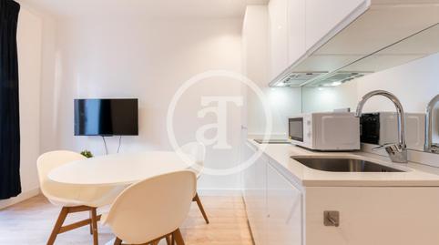 Foto 2 de Piso de alquiler en Calle de San Vicente Ferrer, Universidad - Malasaña, Madrid