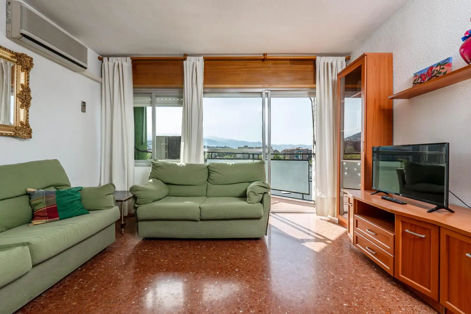 Zimmer in Calle PROFESOR FRANCISCO DALMAU, Joaquina Eguaras