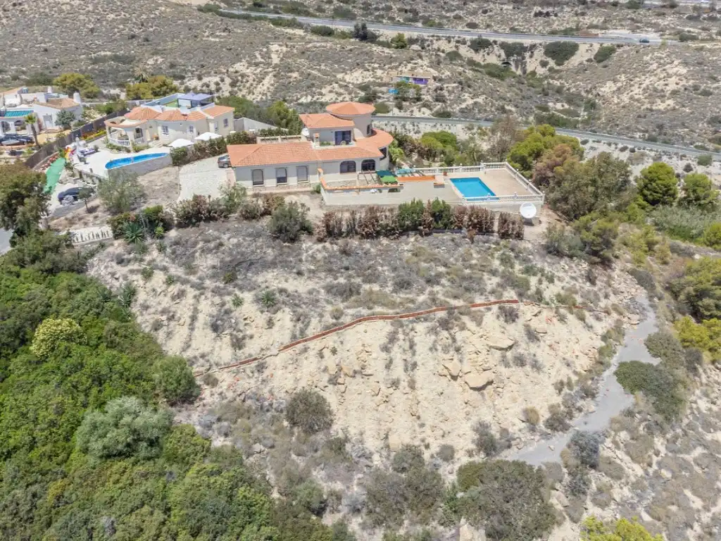 Residencial en venta en Calle Benimantell, 25, Pueblo Acantilado - Lanuza