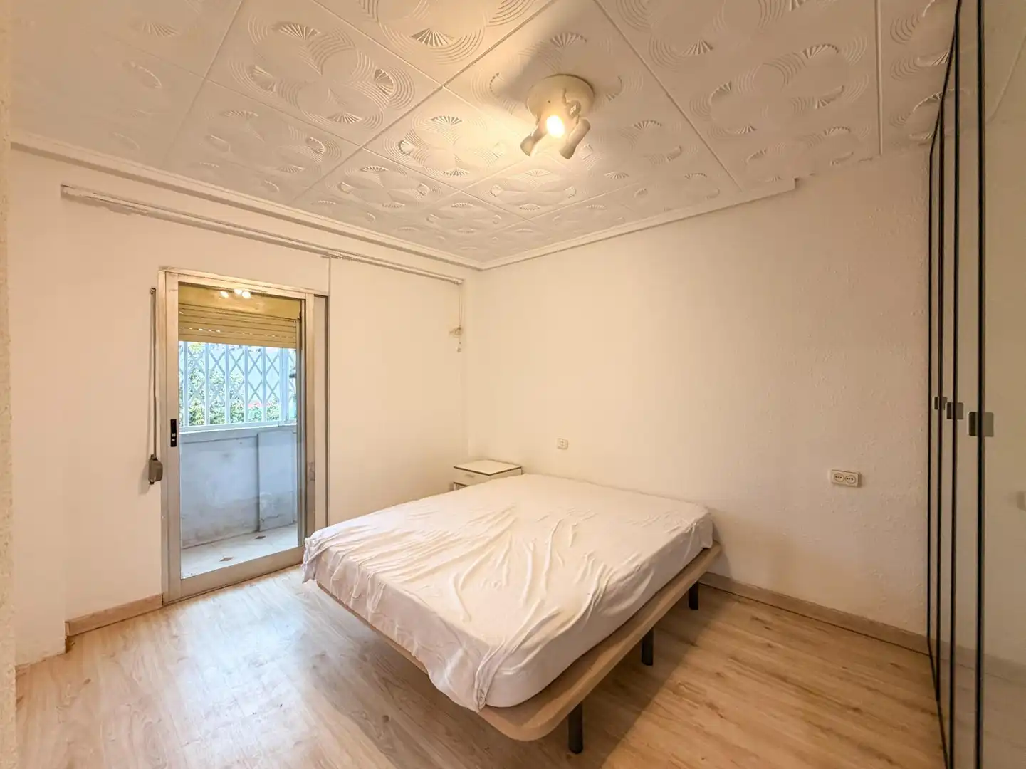 Habitación de Piso en venta en Valencia con Aire acondicionado y Balcón