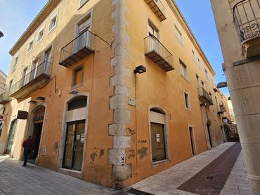Business premises to rent in Besalú 14