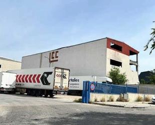 Vista exterior de Nau industrial en venda en Leganés