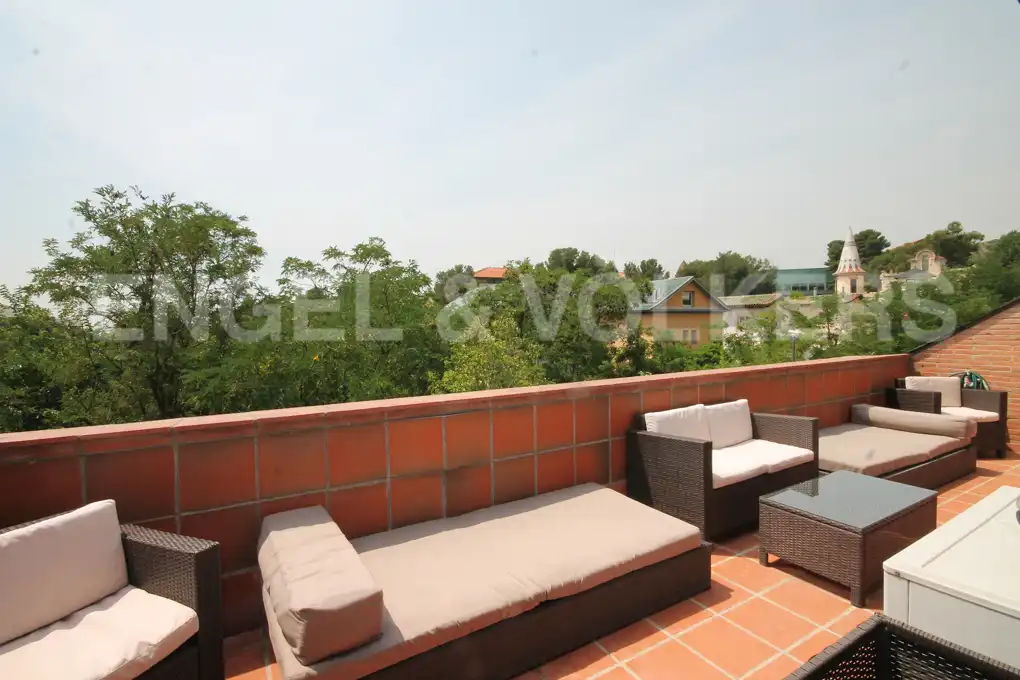 Terrassa de Casa o xalet en venda en Barcelona amb Aire condicionat, Calefacció i Jardí privat