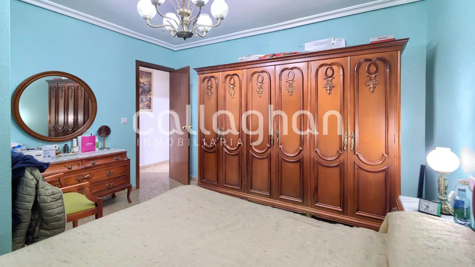 Flat for sale in Silla  with Air Conditioner, Heating and Balcony