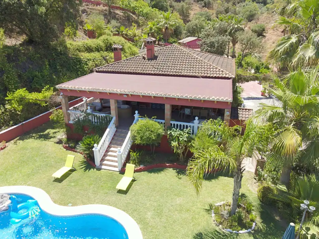 Casa rústica amb piscina en venda a Monda, imagen 4