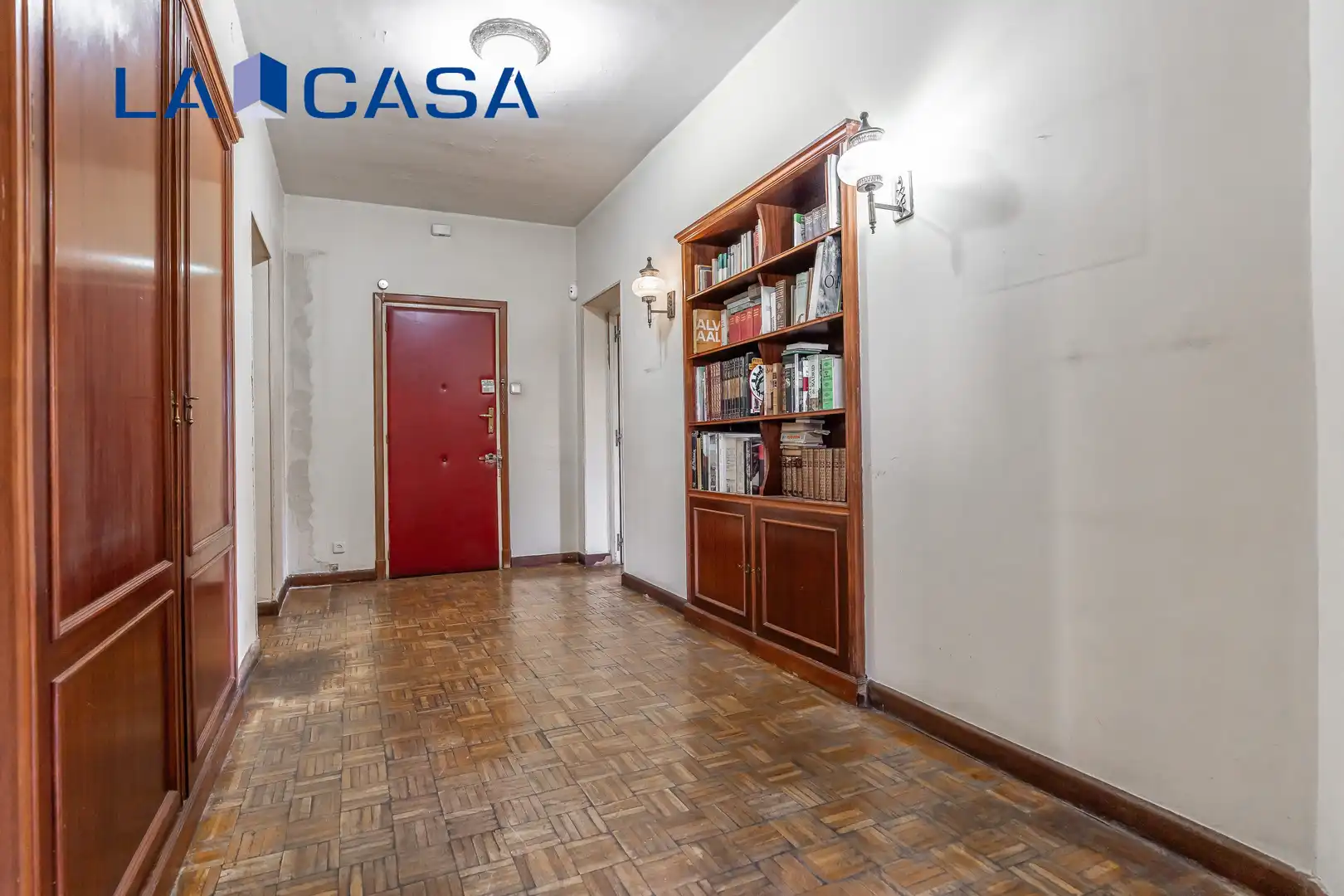Piso en venta en Madrid con Calefacción, Terraza y Trastero