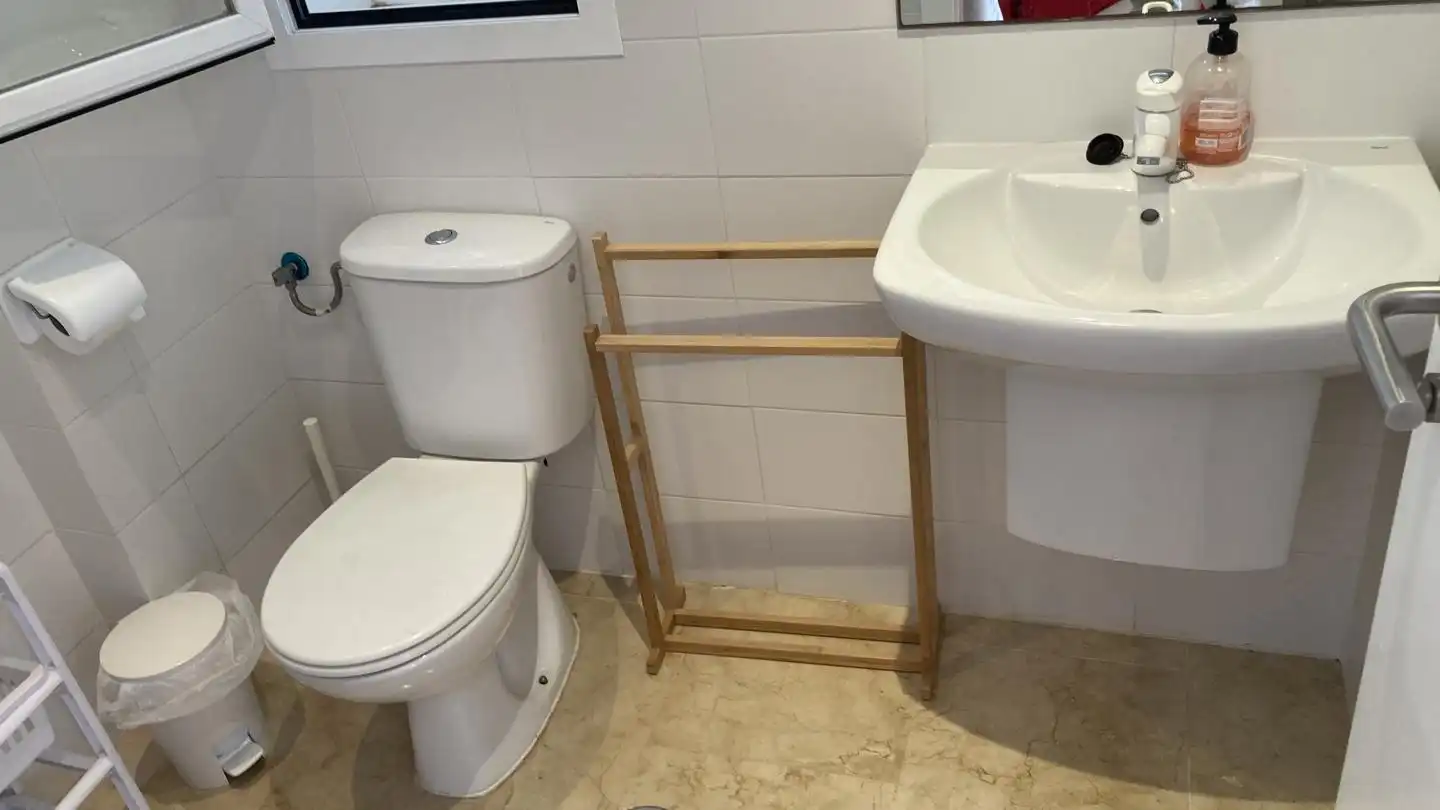 Bany de Casa o xalet de lloguer en Vera amb Aire condicionat, Jardí privat i Terrassa