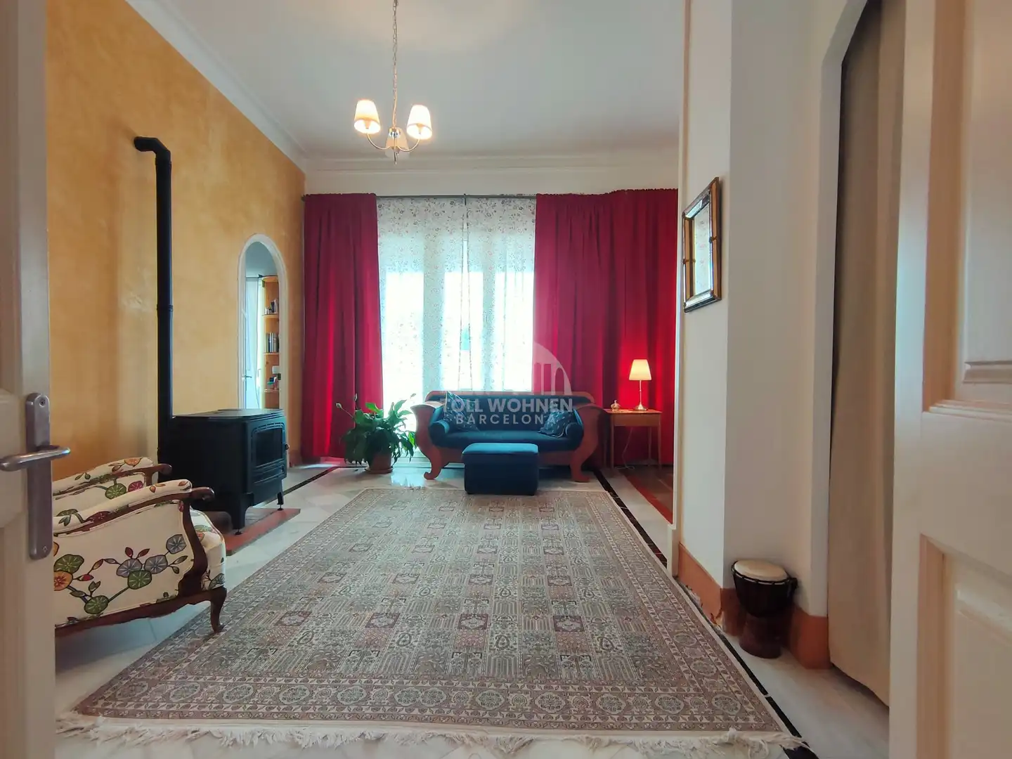 Wohnzimmer von Einfamilien-Reihenhaus zum Verkauf in Gelida mit Klimaanlage, Heizung und Terrasse