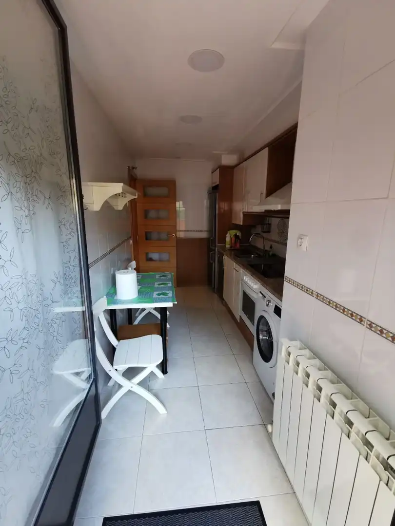 Cuina de Apartament de lloguer en Villamediana de Iregua amb Aire condicionat, Calefacció i Terrassa