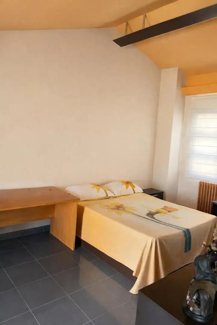 Habitación de Casa o chalet en venta en Almansa con Calefacción, Terraza y Piscina