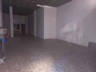 Local comercial en venda a La Roda