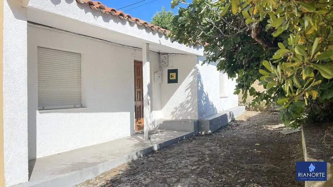 Vista exterior de Casa adosada en venta en Gozón con Calefacción, Jardín privado y Trastero