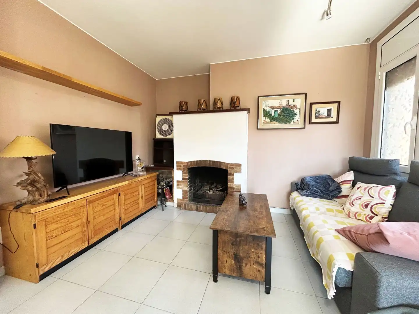 Sala de estar de Piso en venta en Torelló con Calefacción, Terraza y Trastero