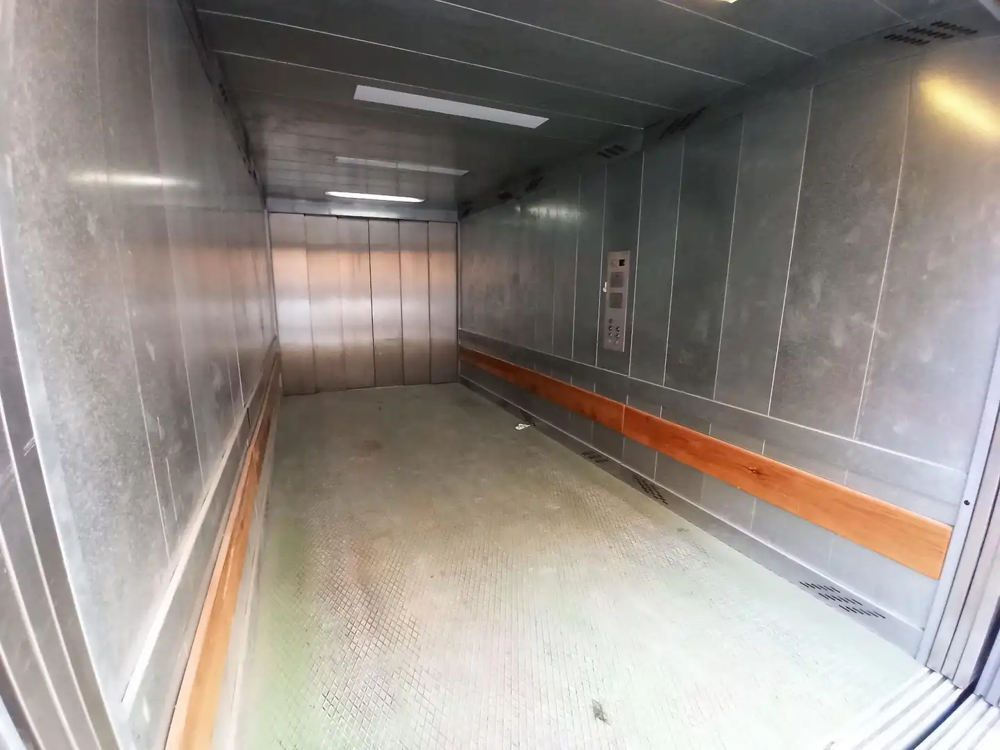 Einzelparkplatz zum Verkauf in Casc Urbà, imagen 8