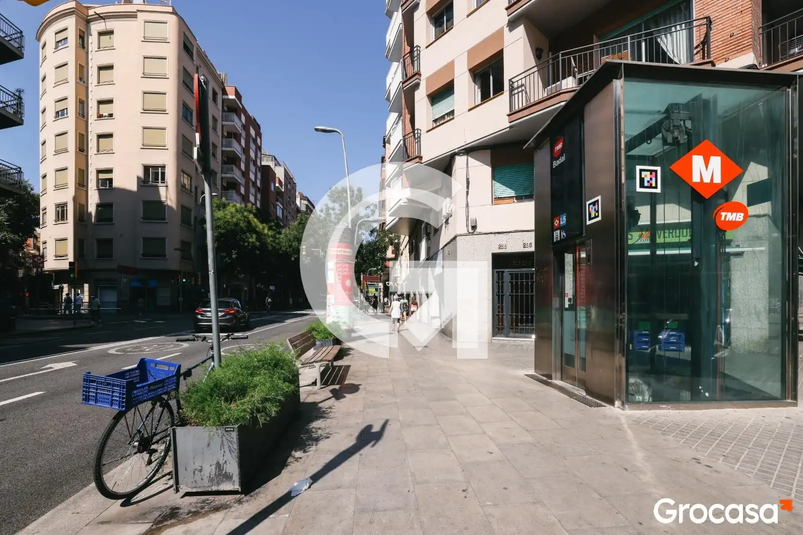 Vista exterior de Piso en venta en Barcelona con Calefacción, Amueblado y Horno