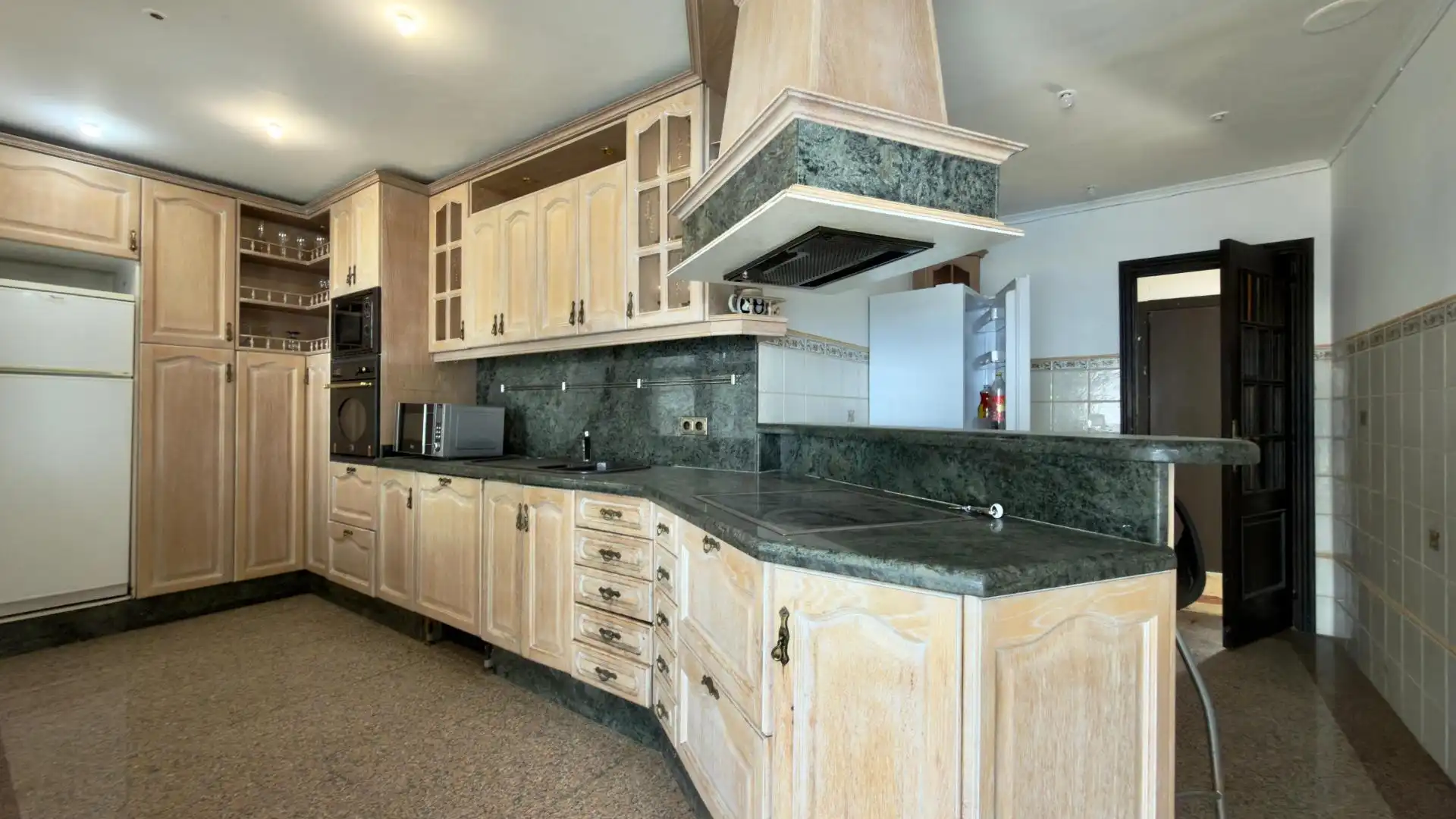 Kitchen of Houses for sale in Rincón de Loix