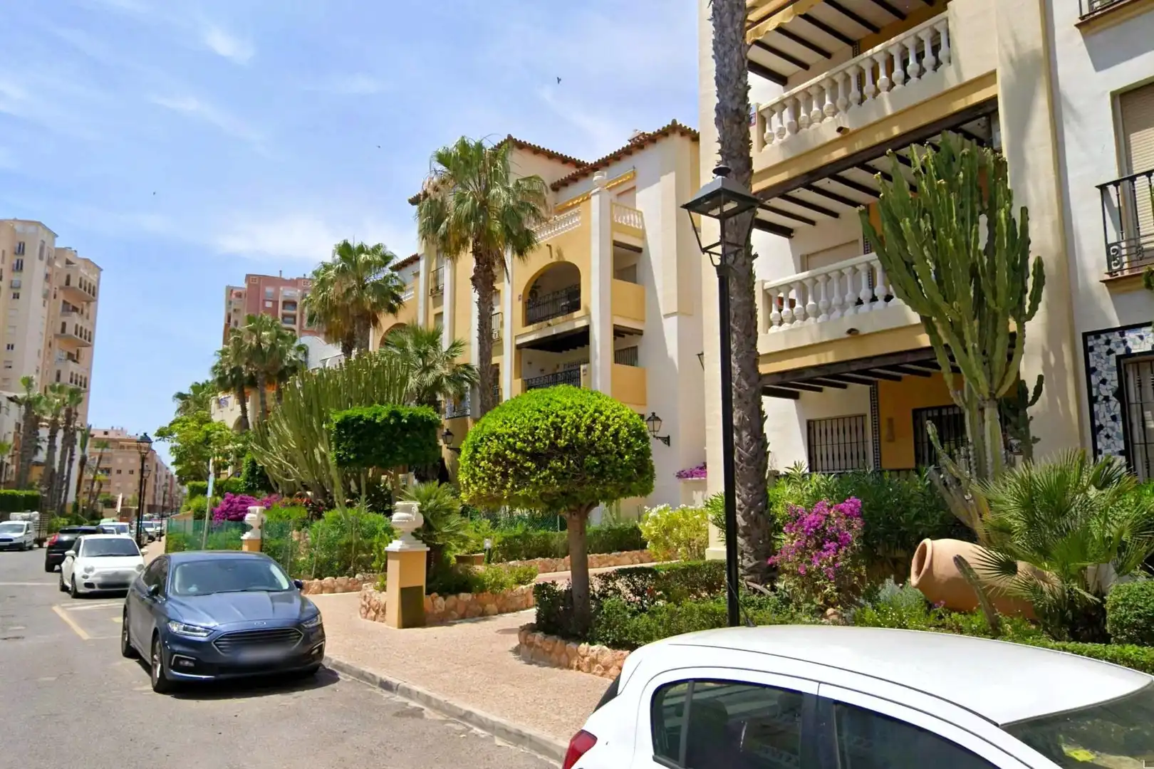 Vista exterior de Apartamento en venta en Torrevieja con Aire acondicionado, Calefacción y Balcón