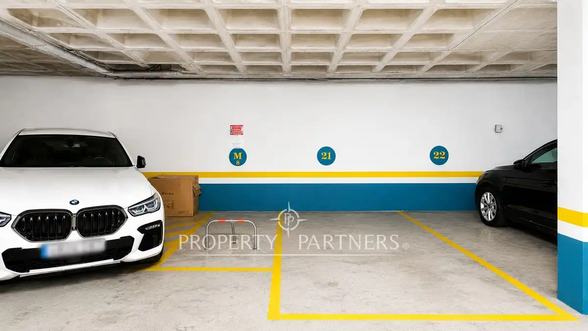 Parking of Apartments for sale in Madrid  with Air Conditioner, Heating and Private garden