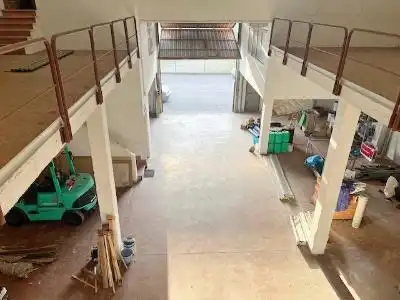 Nave industrial en venta en Santa Cruz de Bezana