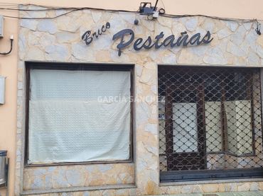 Local comercial en venda a Boiro