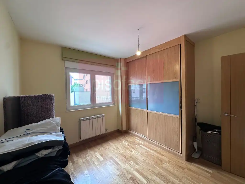 Schlafzimmer von Wohnung zum Verkauf in Lugo