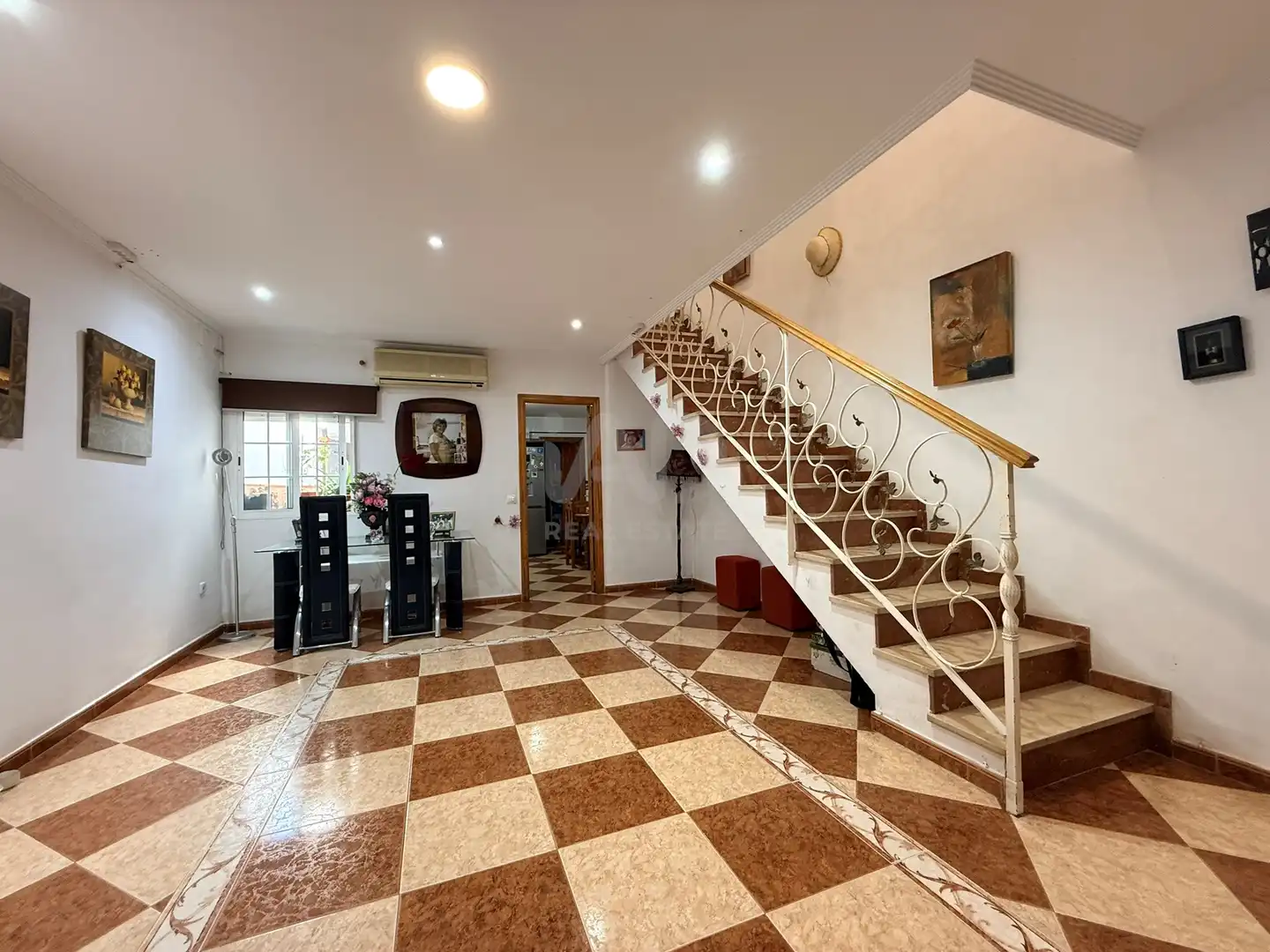 Casa adosada en venta en Huelva con Aire acondicionado y Calefacción