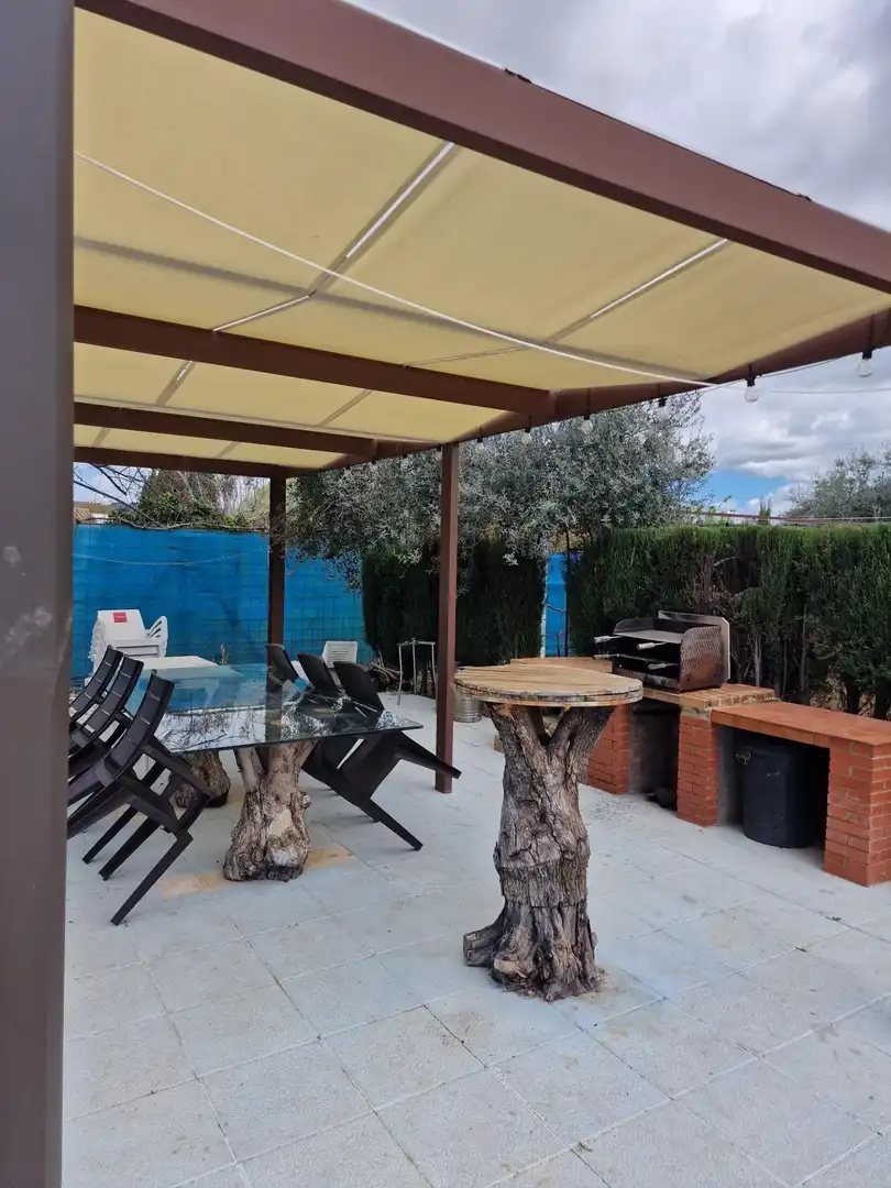 Terrassa de Casa o xalet en venda en Córdoba amb Aire condicionat, Calefacció i Jardí privat