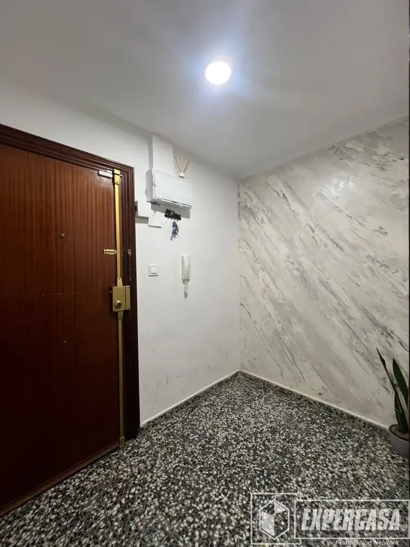 Flat with lift for sale in Alaquàs