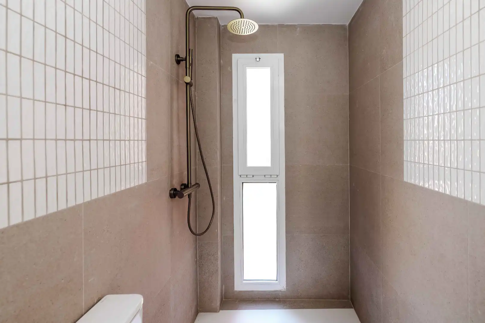 Baño de Apartamento en venta en Málaga con Aire acondicionado, Calefacción y Terraza