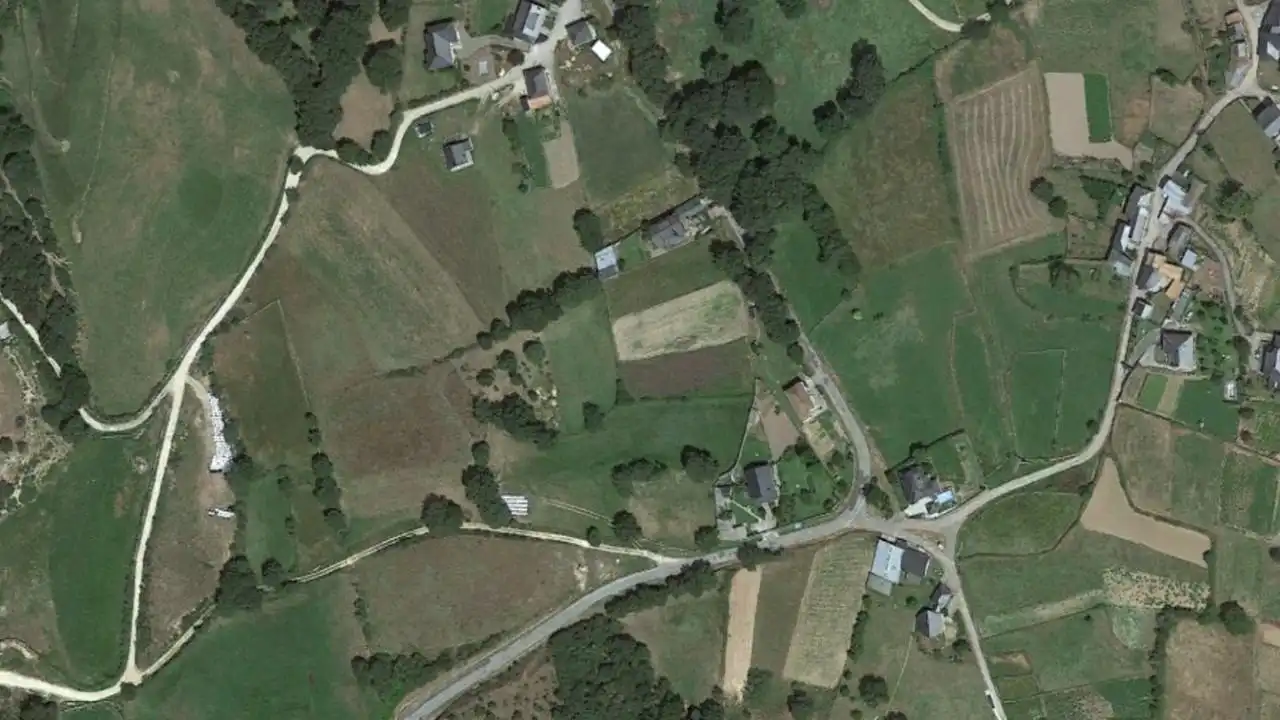 Land for sale in Viana do Bolo
