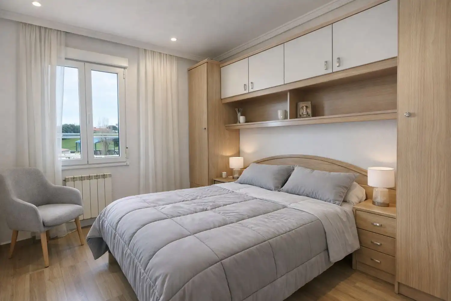 Habitación de Piso en venta en Avilés con Calefacción, Trastero y Piscina