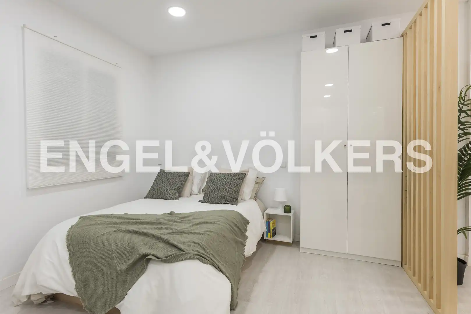 Habitación de Apartamento de alquiler en Madrid con Aire acondicionado y Calefacción