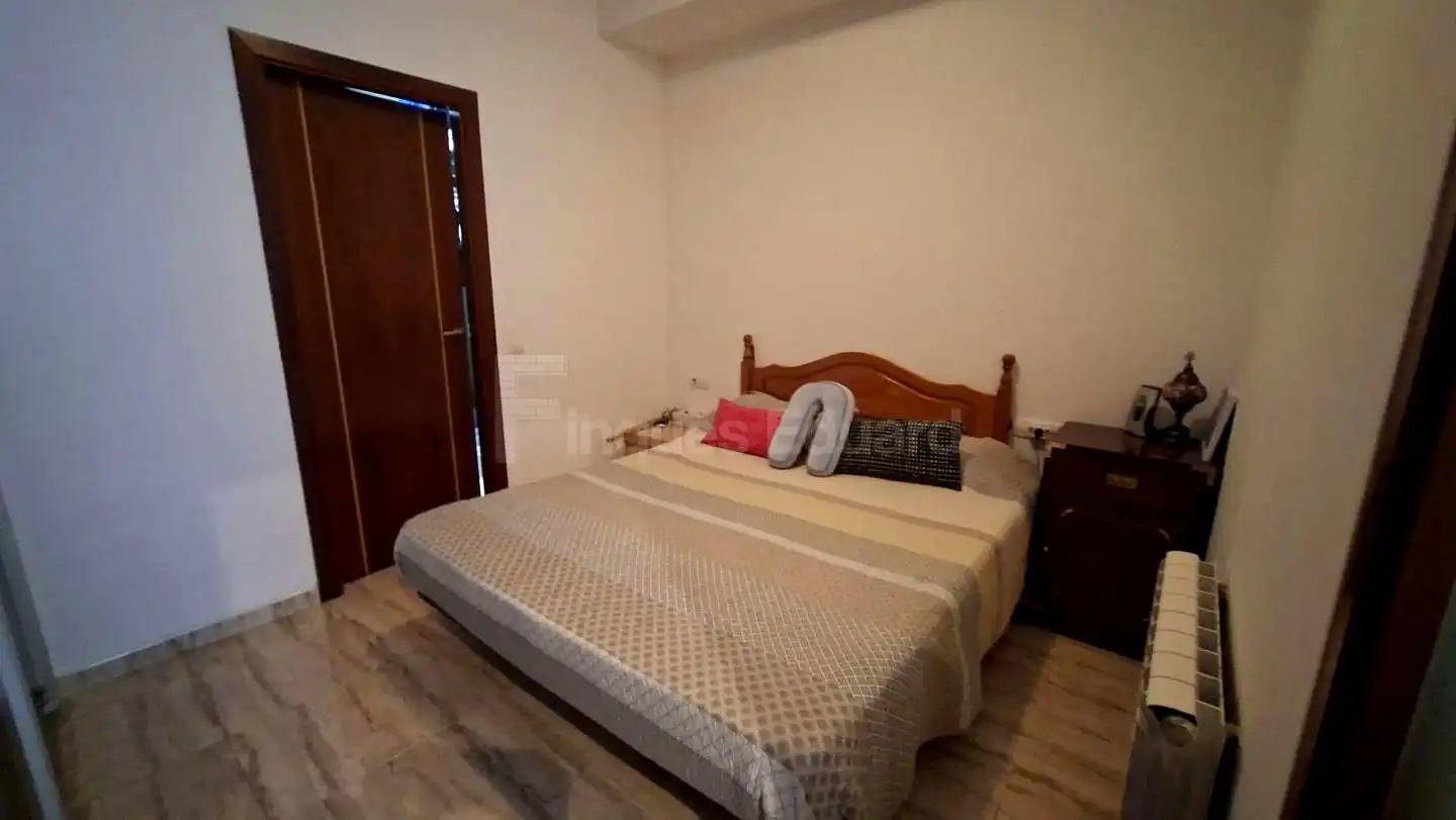 Habitación de Apartamento en venta en Argentona