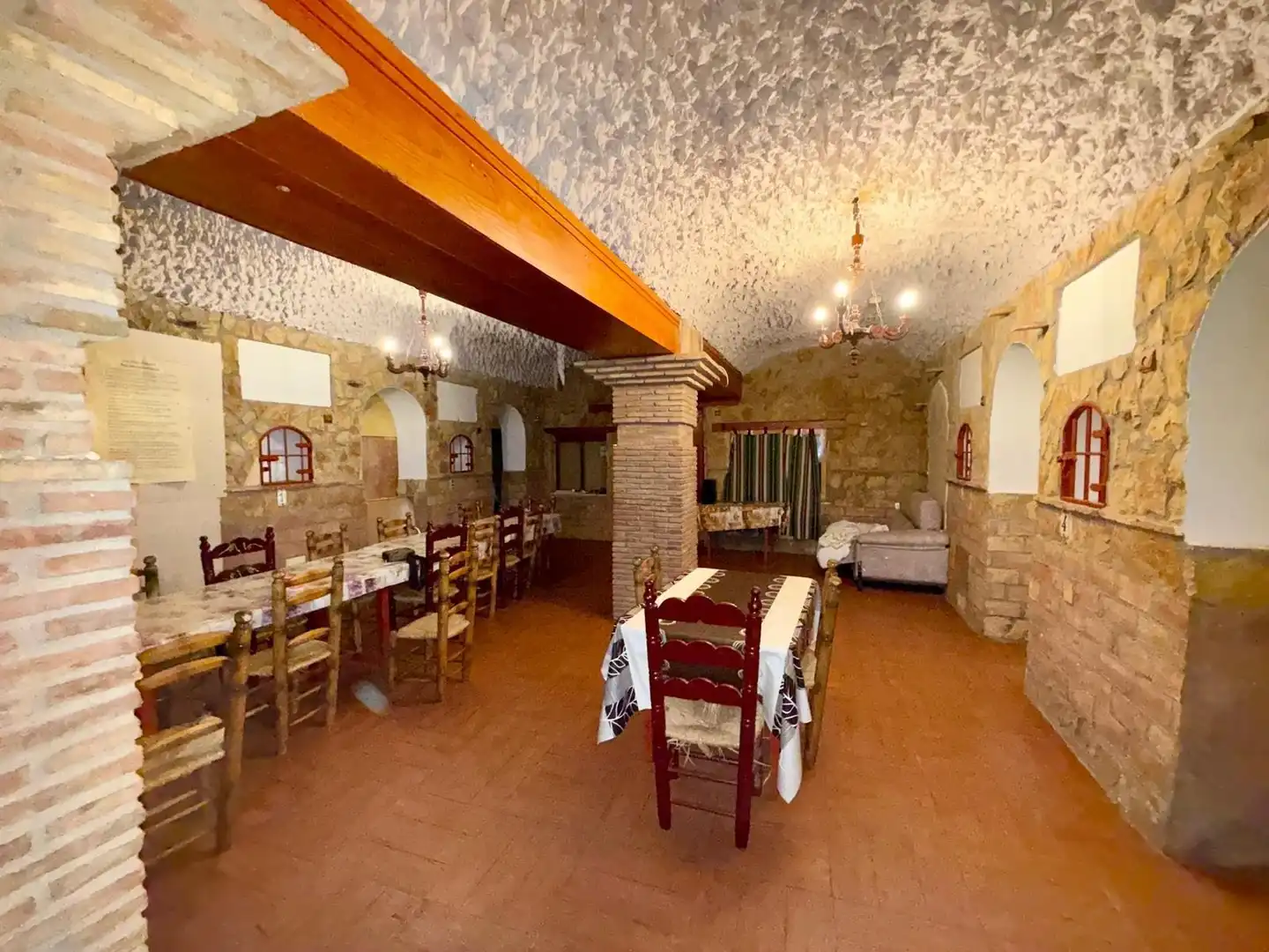 Country house zum Verkauf in Enix