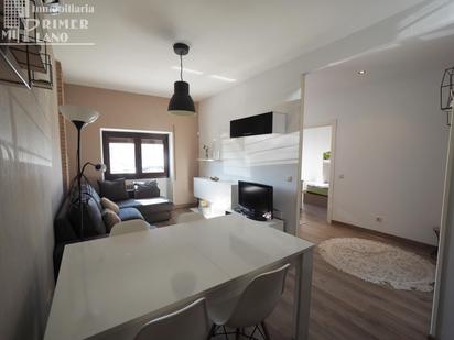 Sala d'estar de Casa o xalet en venda en Tomelloso amb Aire condicionat, Terrassa i Piscina