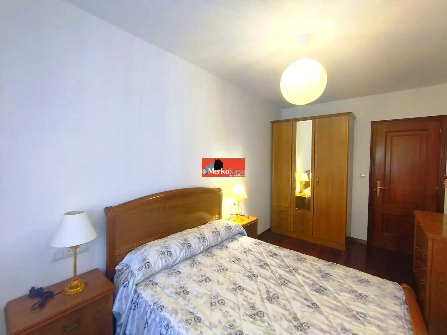 Dormitori de Apartament de lloguer en Lugo amb Calefacció i Moblat
