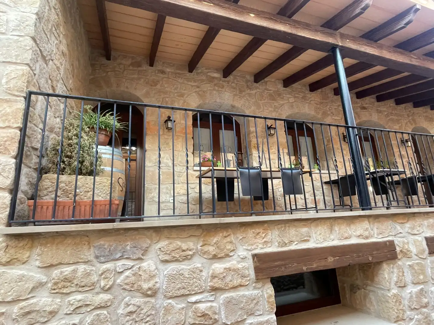 Terrassa de Local de lloguer en Cervià de Les Garrigues amb Aire condicionat, Moblat i Internet