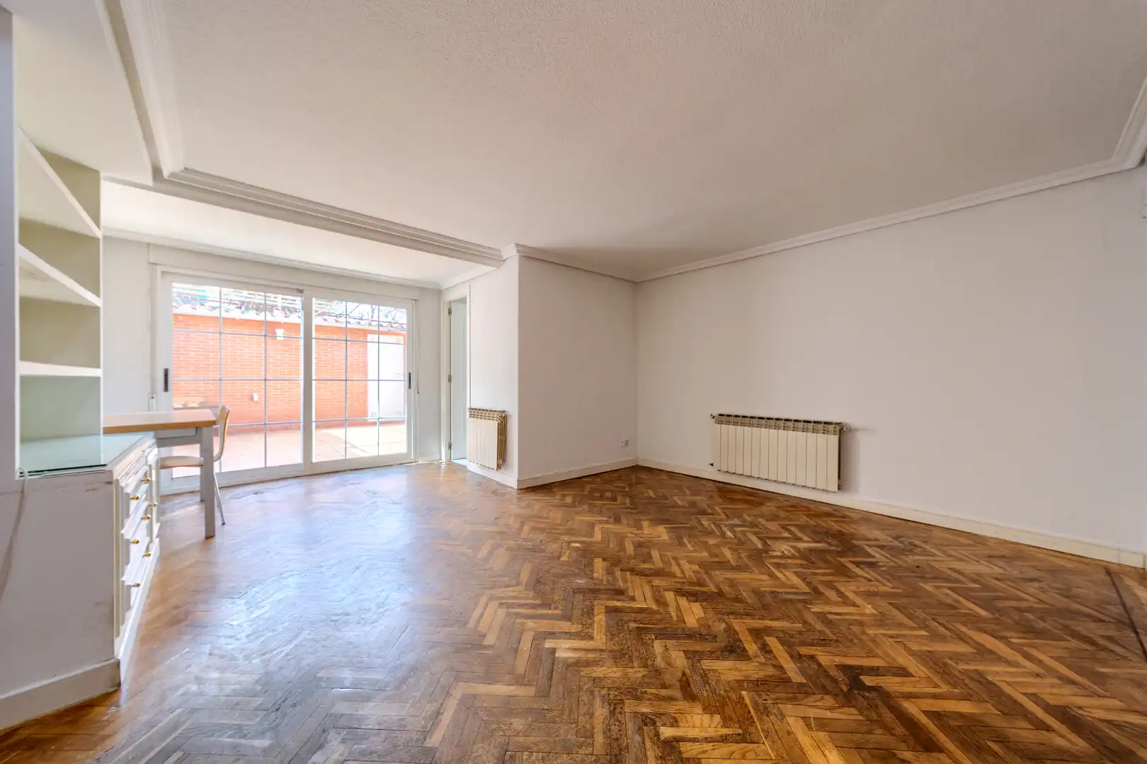 Sala de estar de Casa adosada en venta en Madrid con Aire acondicionado, Calefacción y Terraza