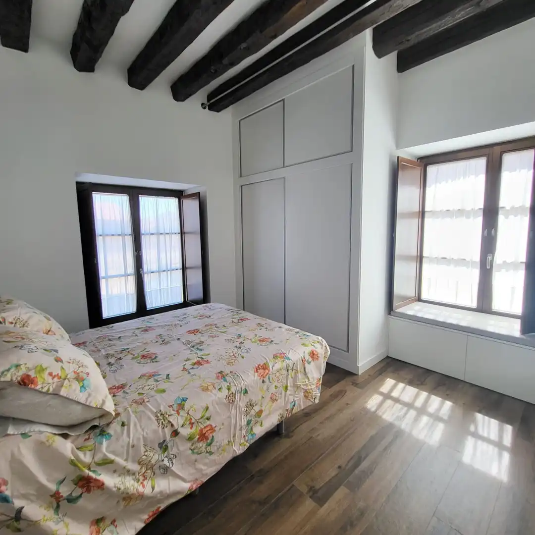 Dormitori de Apartament de lloguer en Ávila amb Traster i Moblat