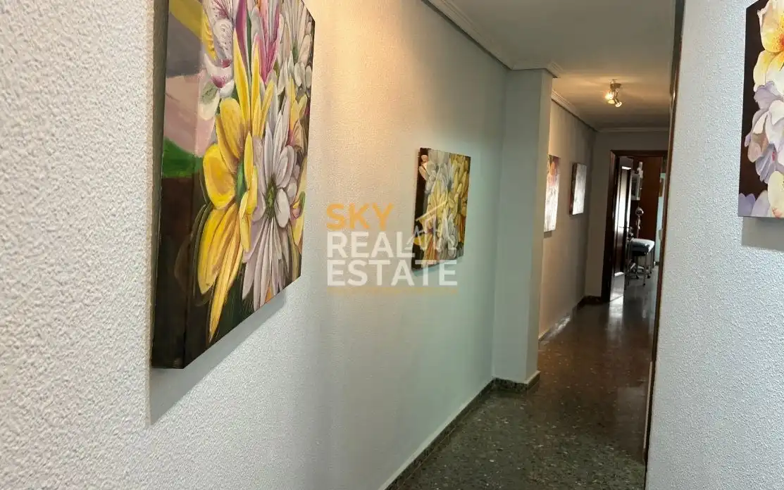 Flat for sale in Silla  with Air Conditioner and Balcony