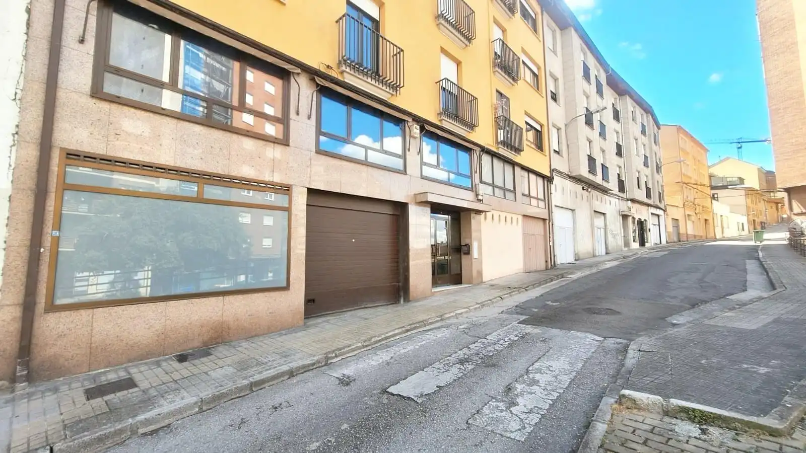 Außenansicht von Wohnung zum Verkauf in Ponferrada mit Heizung