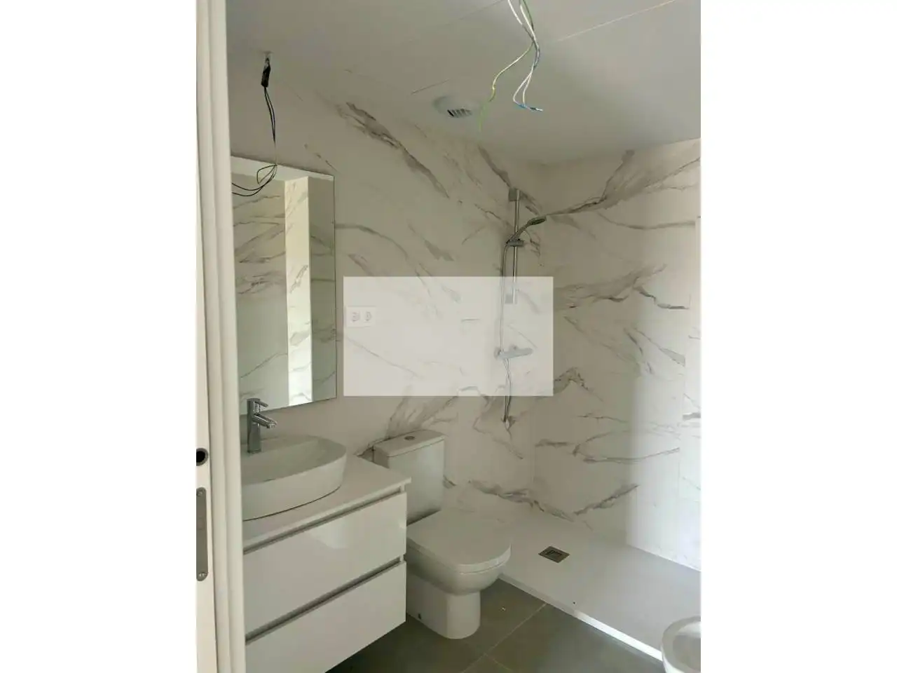 Bathroom of Flat for rent in Sabadell  with Air Conditioner, Heating and Parquet flooring
