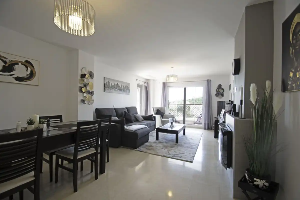 Appartement compact avec piscine à vendre à La Alcaidesa, imagen 2