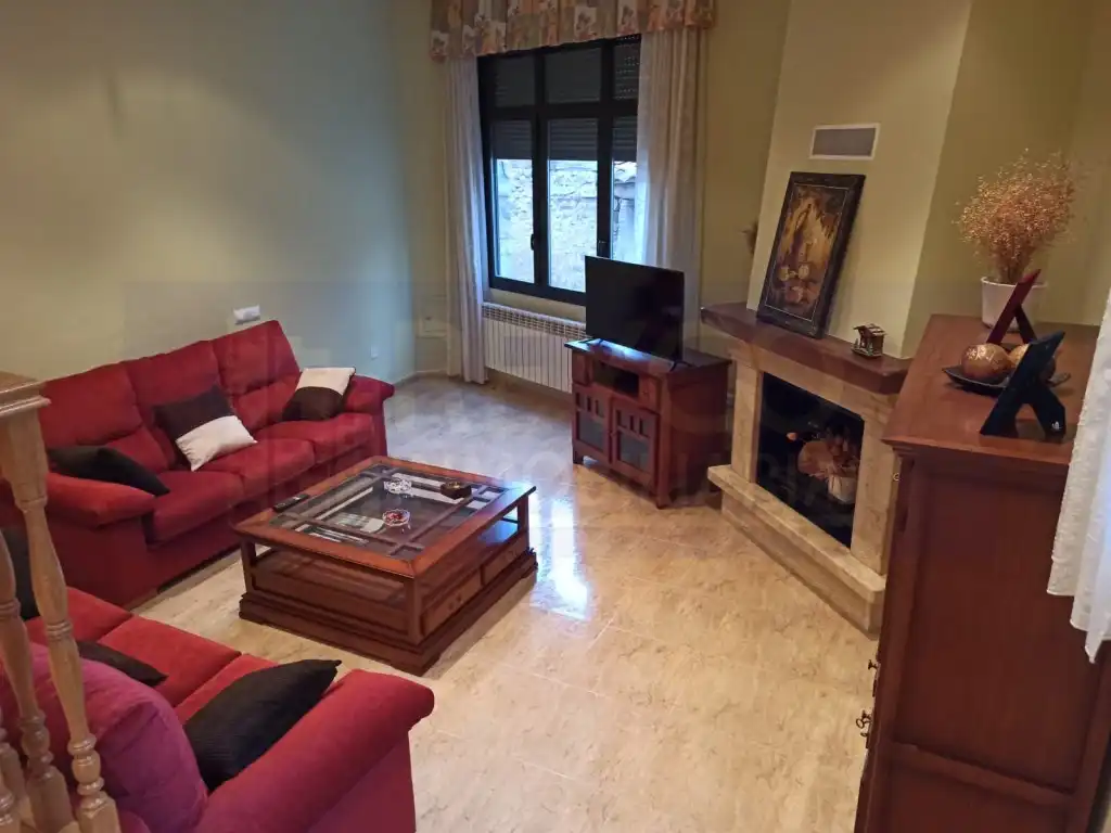 Sala d'estar de Casa o xalet en venda en Matute