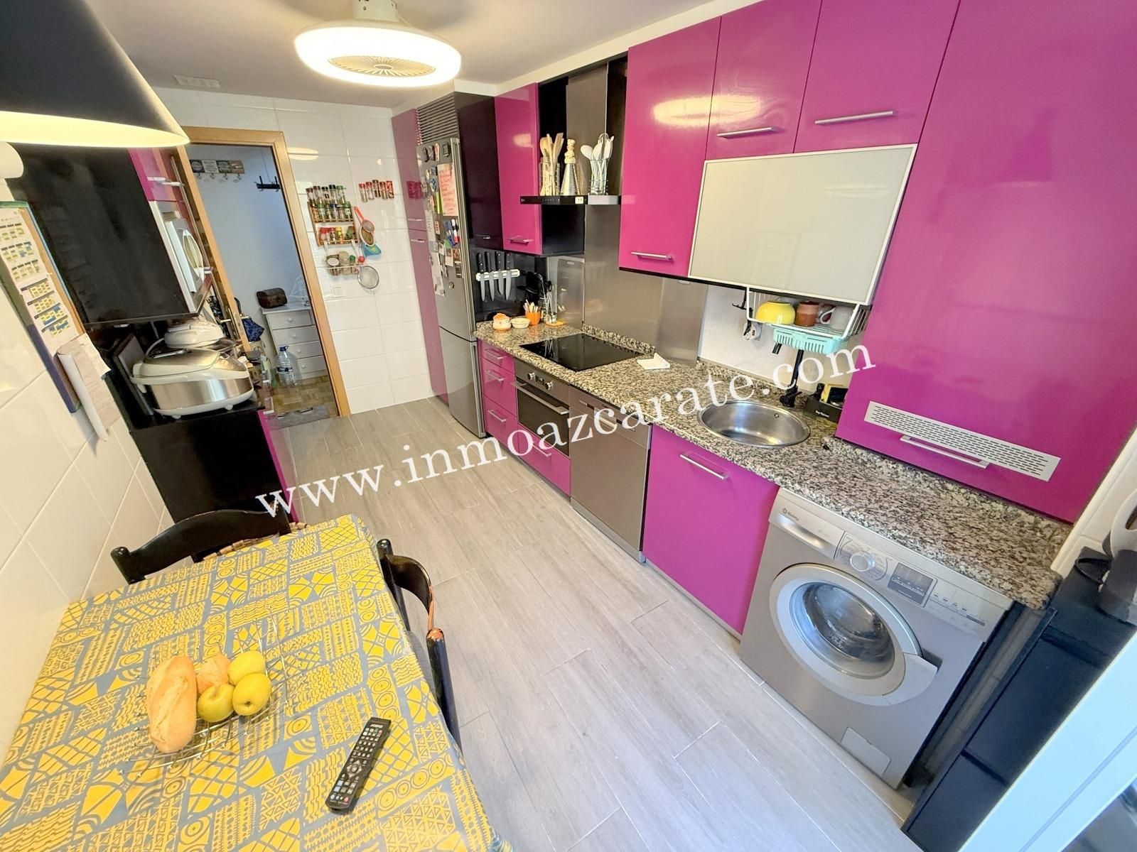 Kitchen of Flat for sale in Estella / Lizarra  with Parquet flooring