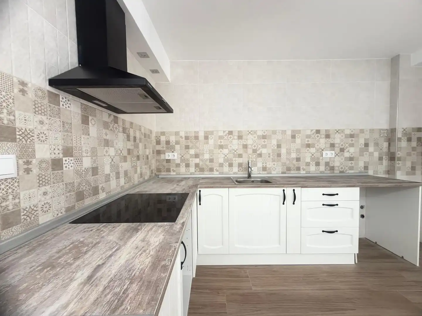 Cocina de Casa o chalet en venta en Daya Vieja con Aire acondicionado y Terraza