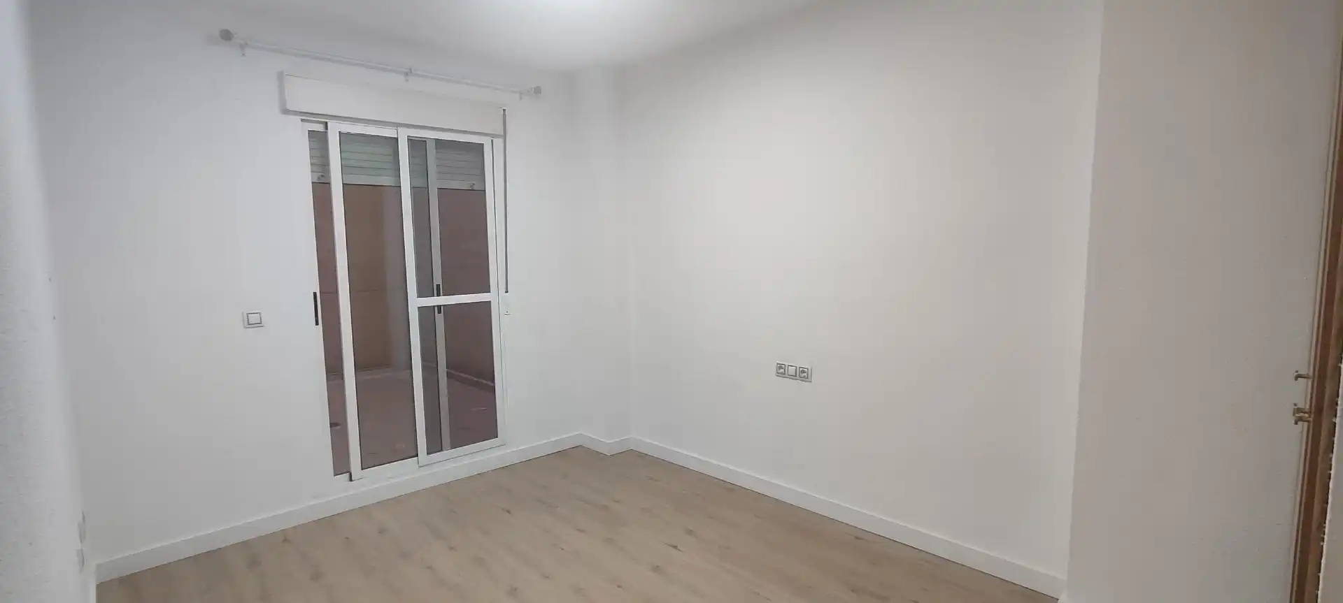Wohnung zur Miete in Albal mit Klimaanlage, Heizung und Terrasse